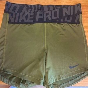 Nike Pro Shorts Crossover Waistband